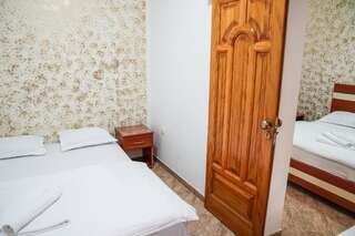 Апарт-отели Apart Hotel Llolla Улцинь Апартаменты с 2 спальнями (для 4 взрослых) с бесплатной парковкой и WiFi-4